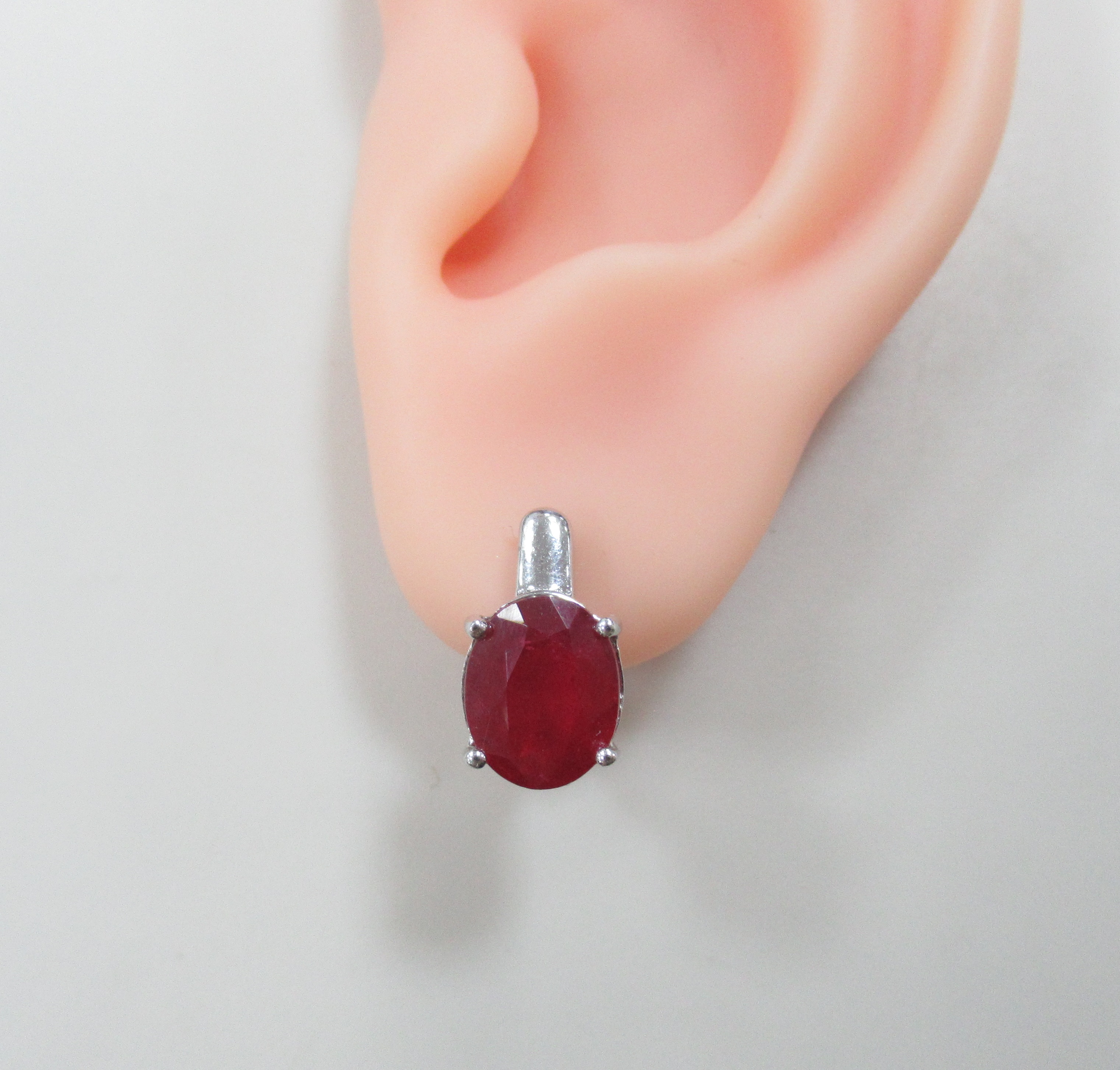 Серебряные серьги с рубинами